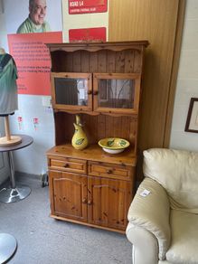pine dresser