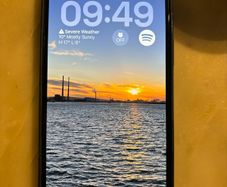 iPhone 15 Plus