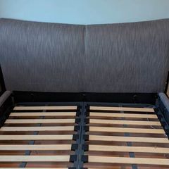 king size sleigh bed ( mattress not included)