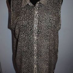 Brand new Golddigga sleveless blouse size UK16 EU44 Postage included