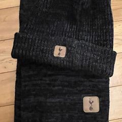 Spurs Hat & Scarf Set