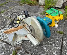 Vintage 10" Makita Mitre Saw With Transformer