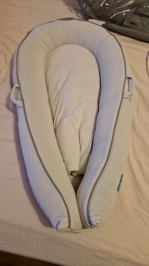 Kelly sleep baby nest