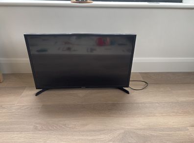 samsung 32" TV