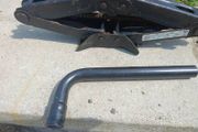 Renault car jack and wheel brace