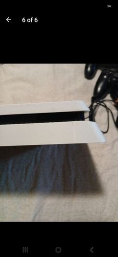 White ps4 slim