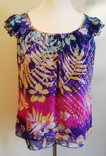 FREEPOST Ladies Splash Colour Floral Top By Spense Size M Lined