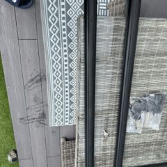 Universal roof racks