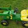 toy tractor & trailer Image 3