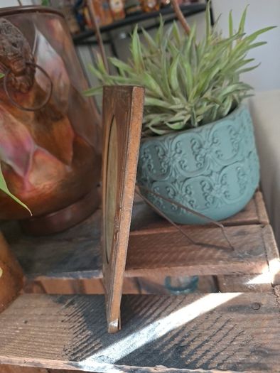 Vintage picture frame