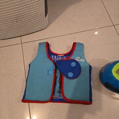 Swimming vest