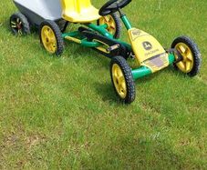 BERG John Deer go kart