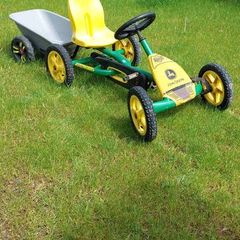 BERG John Deer go kart