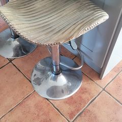 kitchen barstools x 4