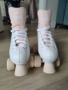 Figure quad skates