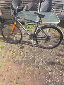 28" road bike
