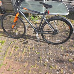 28" road bike