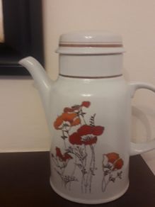 royal doulton coffee pot
