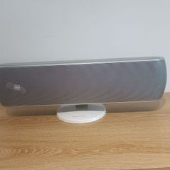 B&W speaker