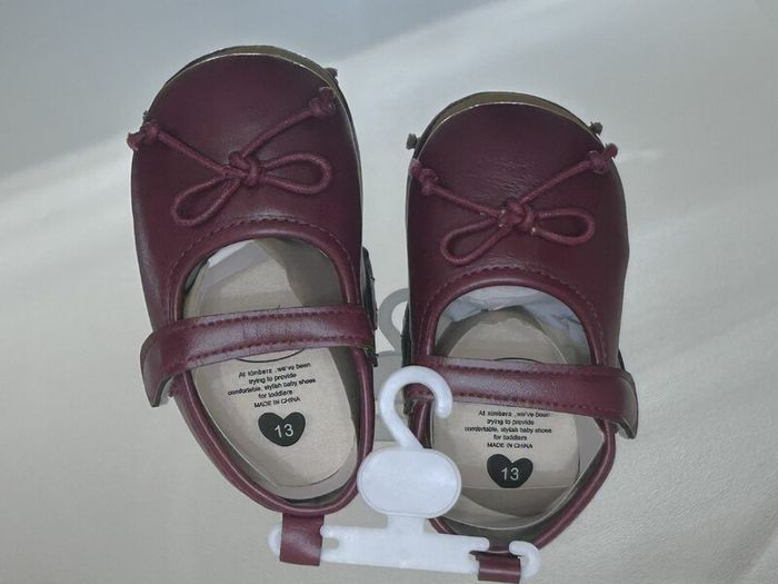 Baby Girls Wine Shoes. Size 13