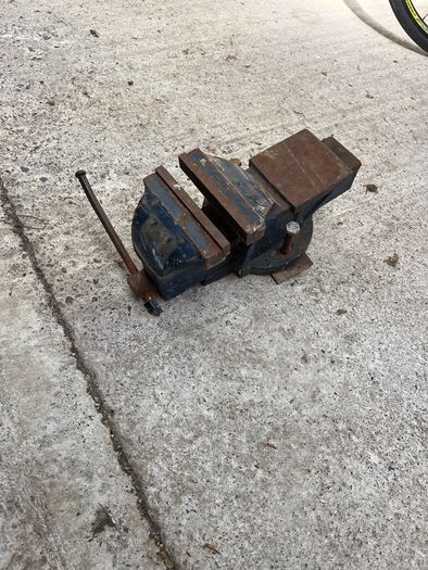 bench vice
