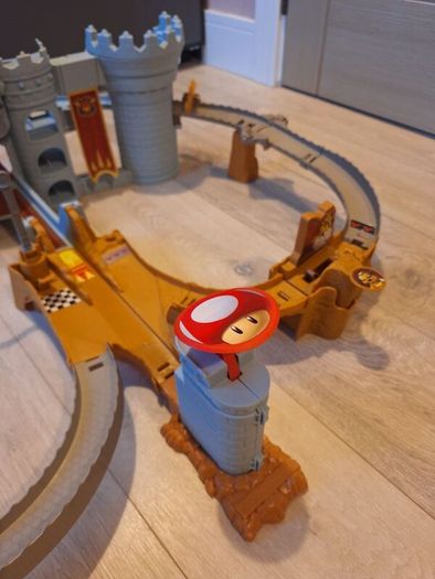 Mario Hotwheels Track