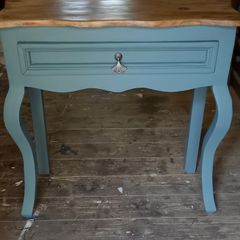 Console table