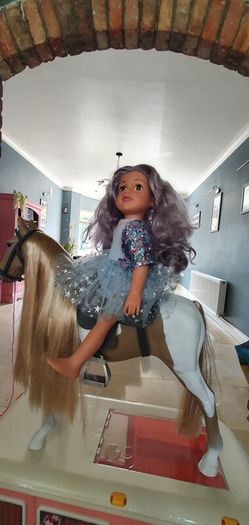 Our Generation Trailer, Horse, Jeep and dolls