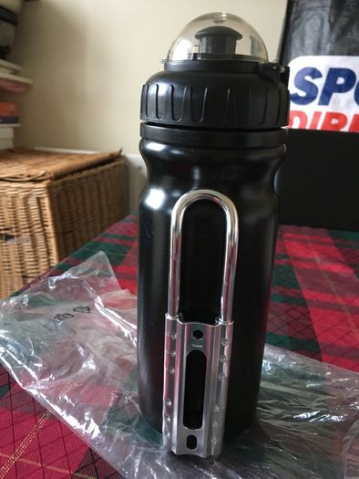 Cycling water bottle