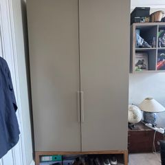 wardrobe