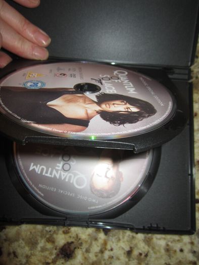 2 disc quantum of solace,   James Bond 007