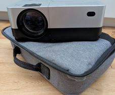 Vankyo Projector