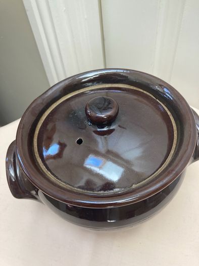 Moira Pottery - Vintage Treacle Glazed Casserole Dish with Lid 15.5 by 12 high