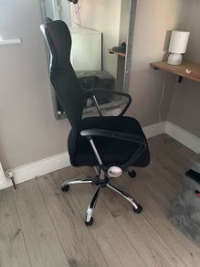 desk chair