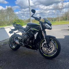 Triumph Street Triple RS 2023