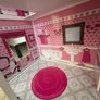Kids doll house Image 3