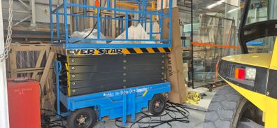 Electric Scissors platform lift