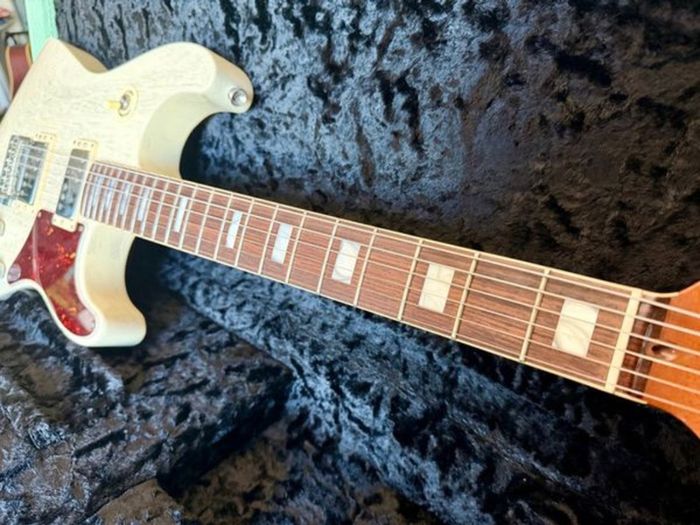 Fender Uptown Stratocaster - Limited Edition