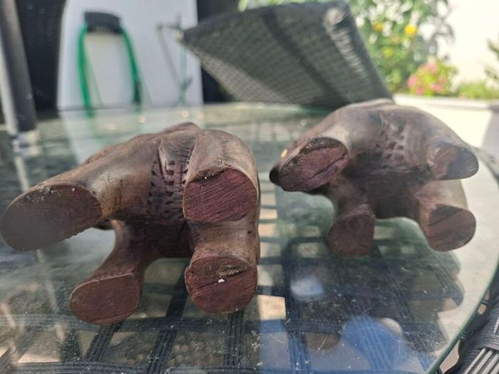 Lovely pair of Vintage Solid Rosewood Wooden Hand Carved Elephants