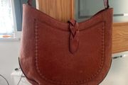 Leather shoulder bag