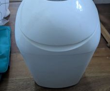 Tommie tippee sangenic Nappy bin