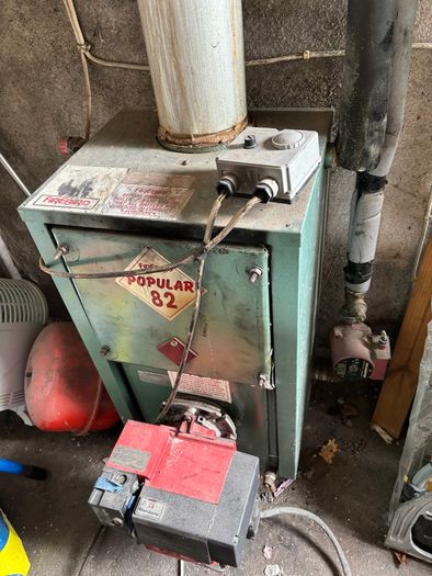 Oil fired Firebird Popular 82 boiler and oil tank for sale