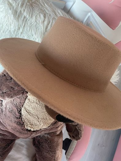 Tan Boater Hat Camel Fedora Flat Brim Size 57 Women's Festival