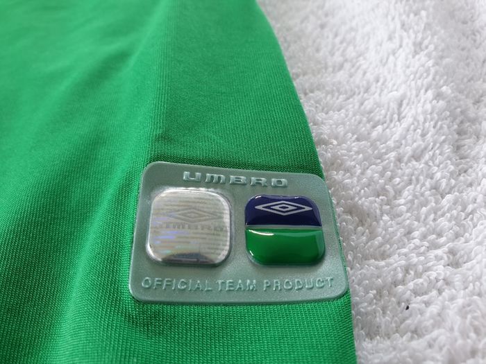 Northern Ireland Football Club Home Jersey 2004 to 2005 Extra Large Adult Umbro XL