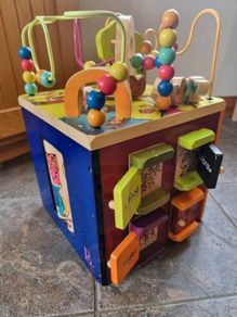 Battatt Zany Zoo Wooden Activity Cube