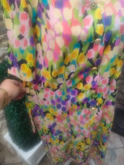 Vintage colourful print dress Paris