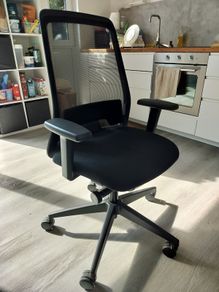 Office Chair - Interstuhl