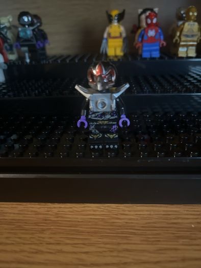 Lego Legends of Chima Minifigure Razcal