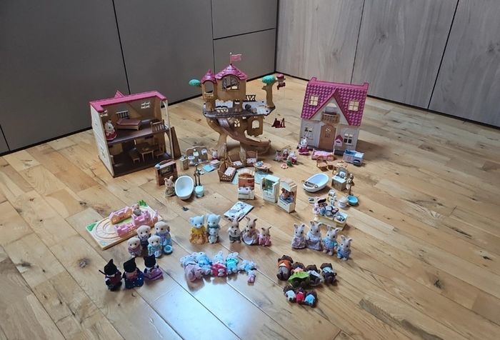 Sylvanian Families sets