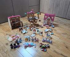 Sylvanian Families sets